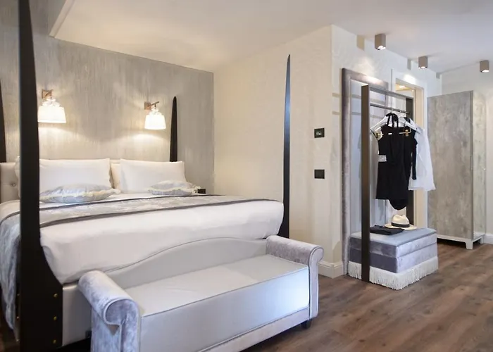 Palazzo Veneziano - Collection 4*