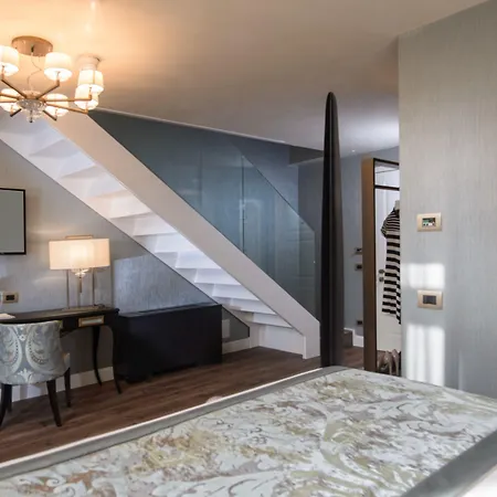 Palazzo Veneziano - Collection