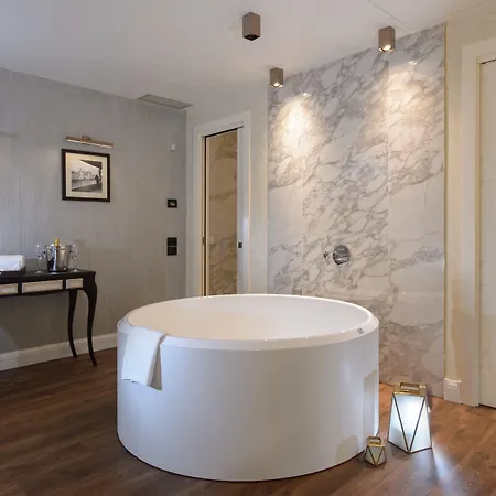 Palazzo Veneziano - Collection Hotel 4*