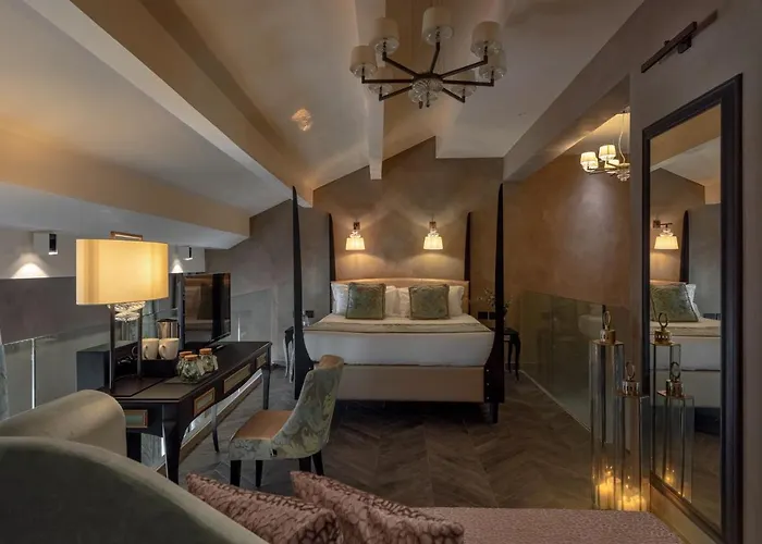 Palazzo Veneziano - Collection 4*