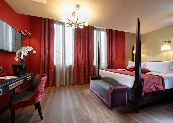 Palazzo Veneziano - Collection