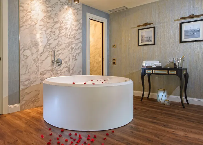 Hotel Palazzo Veneziano - Collection