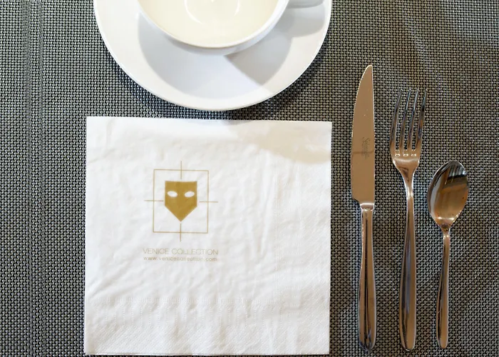 Palazzo Veneziano - Collection