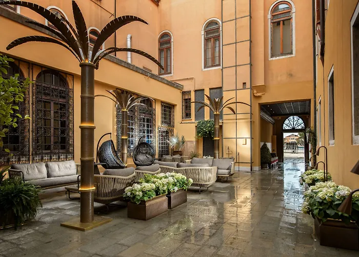 Palazzo Veneziano - Collection