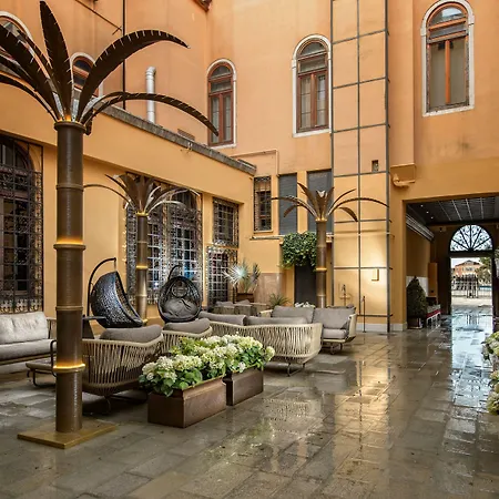 Palazzo Veneziano - Collection